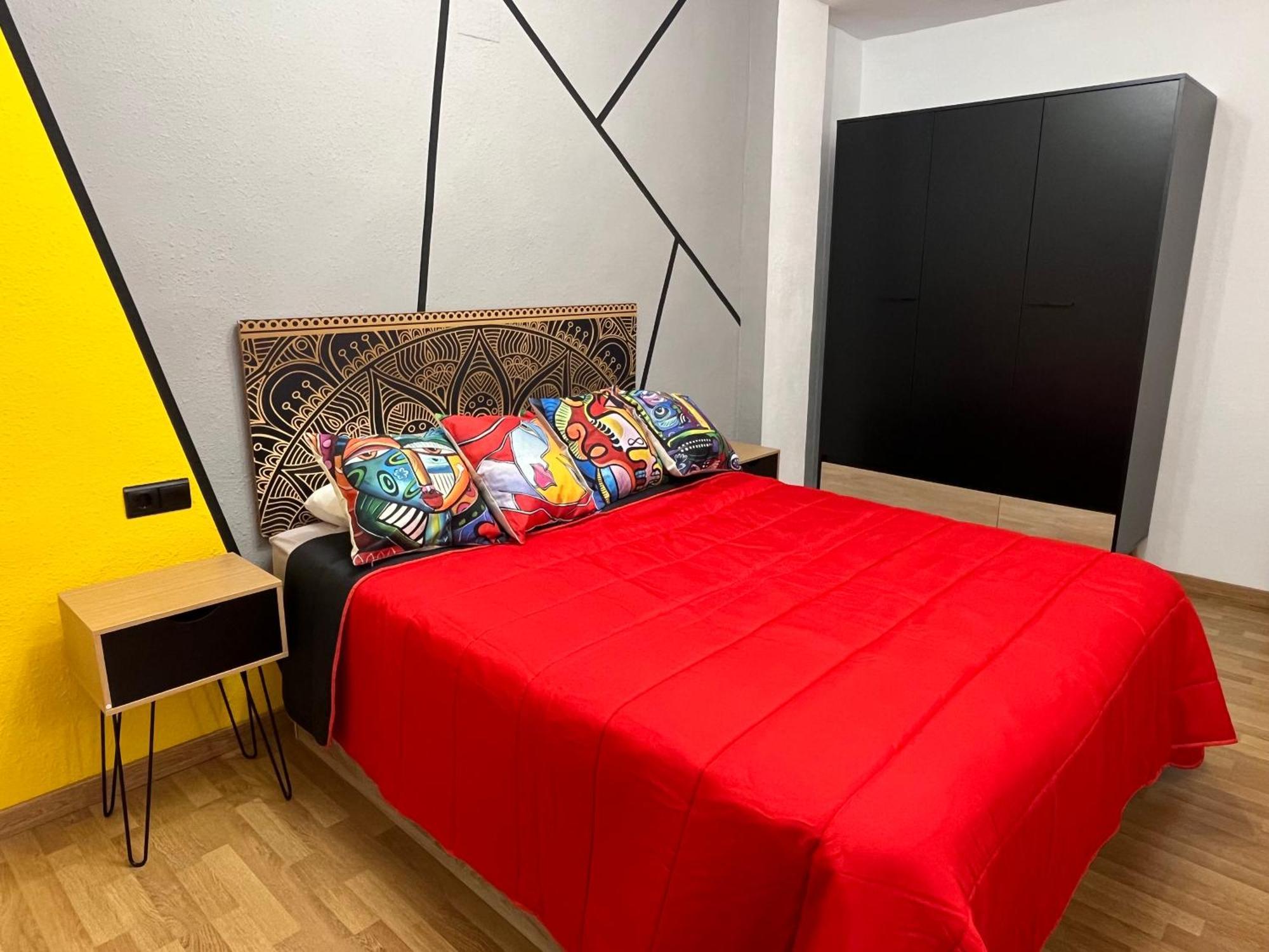 Marqplace Beach Free Parking And Ac Аликанте Экстерьер фото