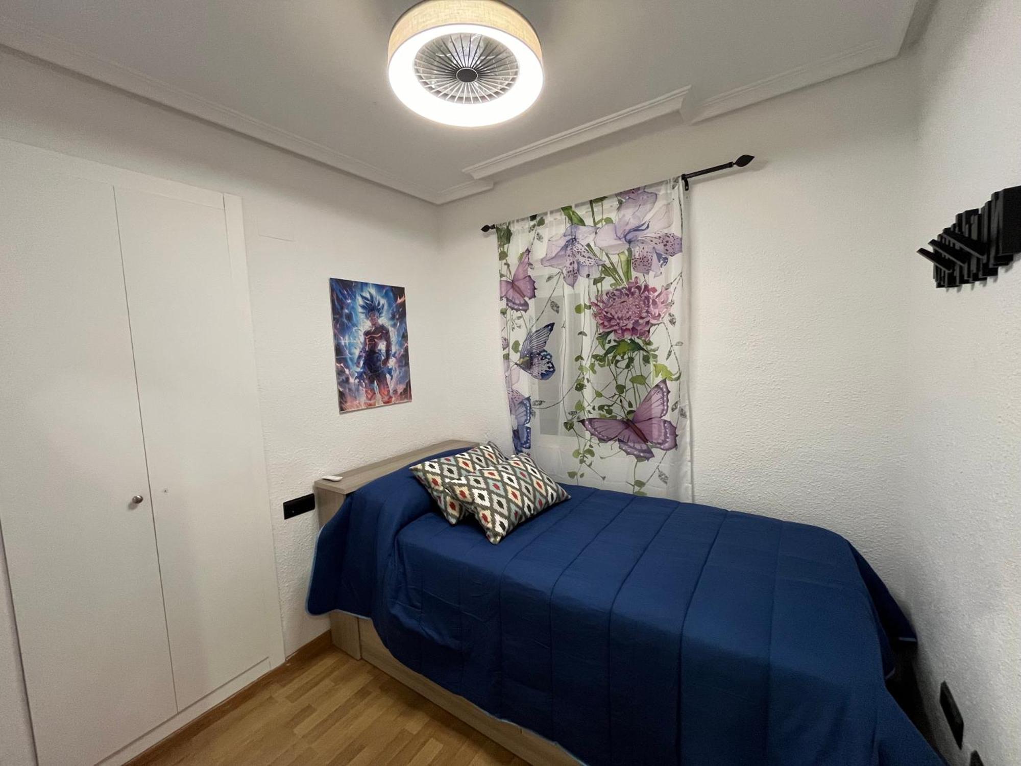 Marqplace Beach Free Parking And Ac Аликанте Экстерьер фото