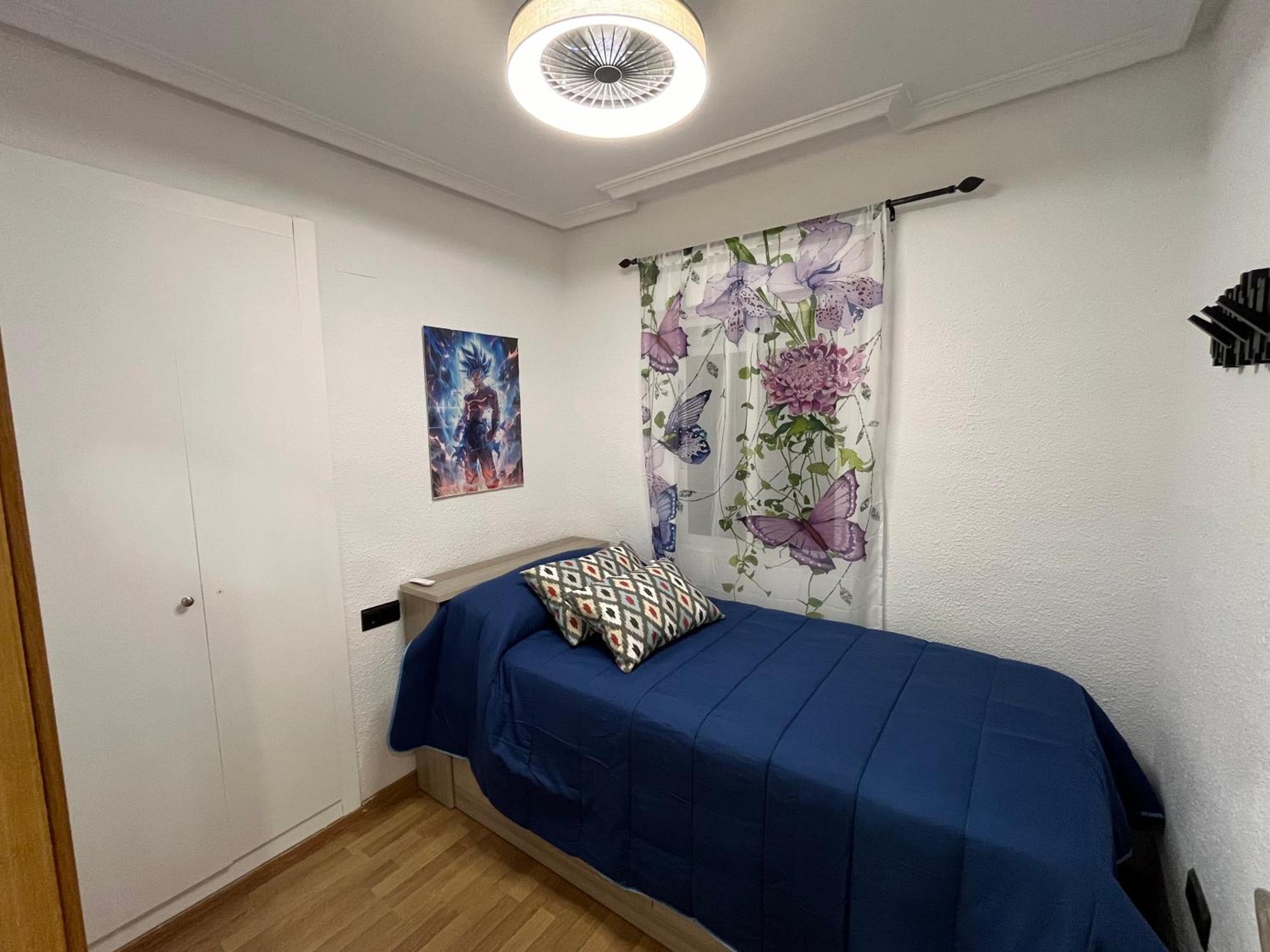 Marqplace Beach Free Parking And Ac Аликанте Экстерьер фото