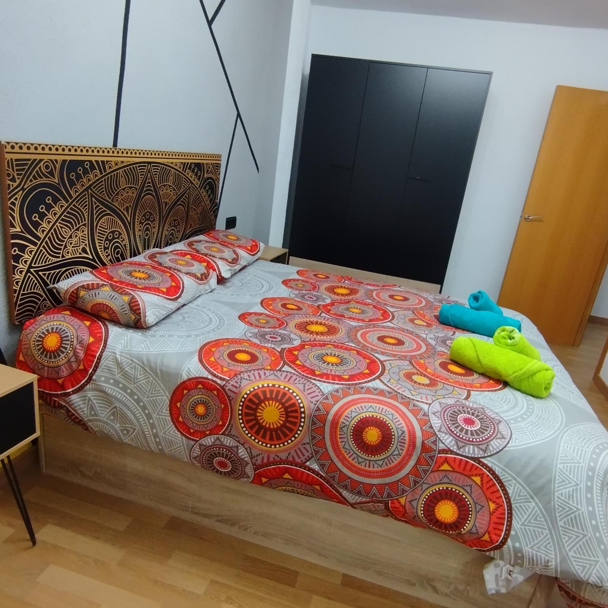 Marqplace Beach Free Parking And Ac Аликанте Экстерьер фото