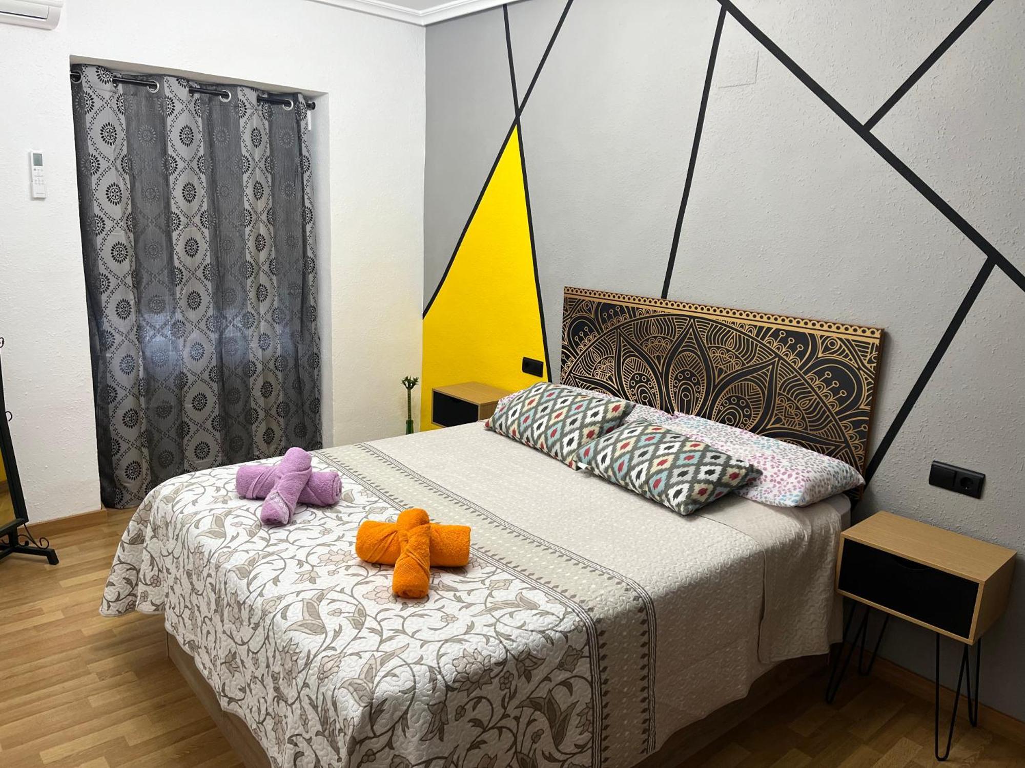 Marqplace Beach Free Parking And Ac Аликанте Экстерьер фото