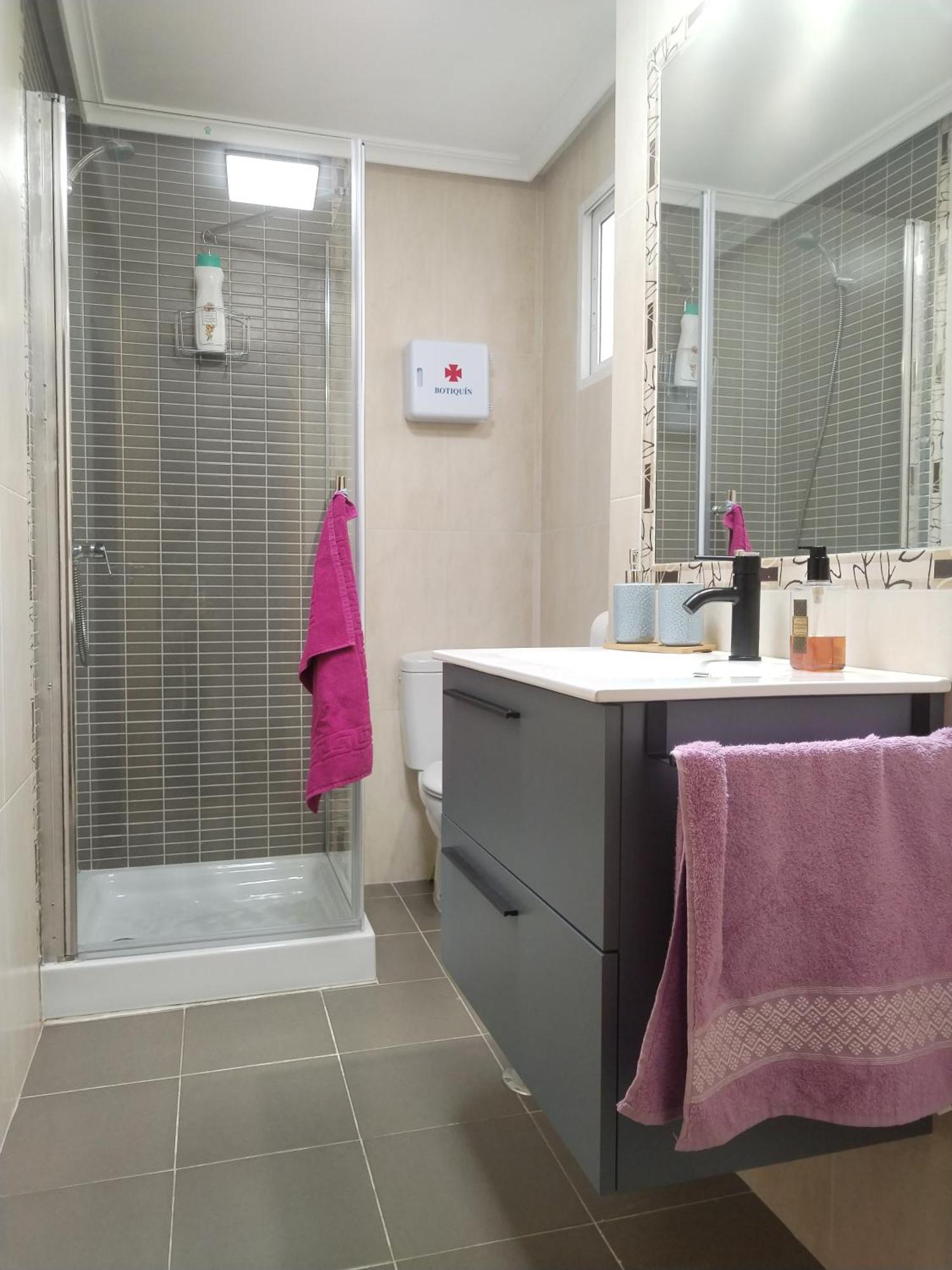 Marqplace Beach Free Parking And Ac Аликанте Экстерьер фото